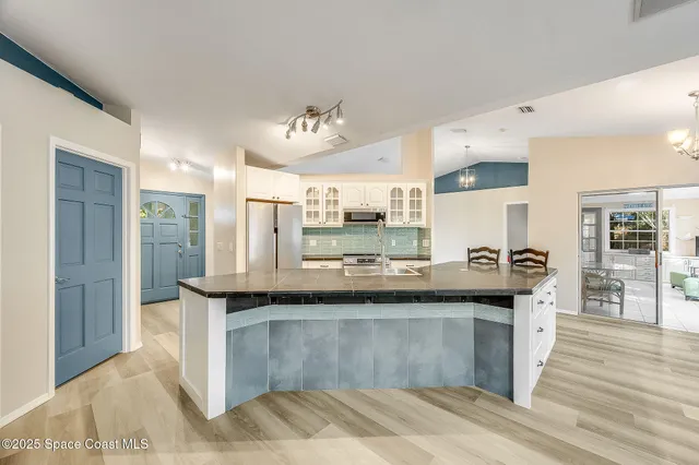 $349,900 | 2885 Kingston Lane, Melbourne, FL 32935