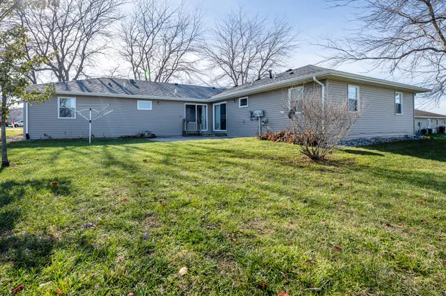 $269,000 | 6175-6177 Aubill Drive, Eau Claire, MI 49111