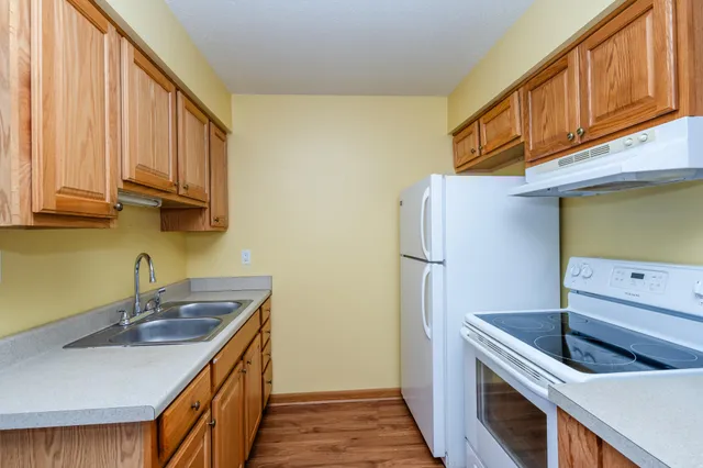 $269,000 | 6175-6177 Aubill Drive, Eau Claire, MI 49111