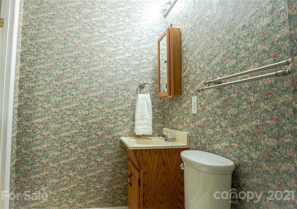 252 Robert Keever Road Stanley, NC 28164 - Photo 14 of 28 Gallery Image 14