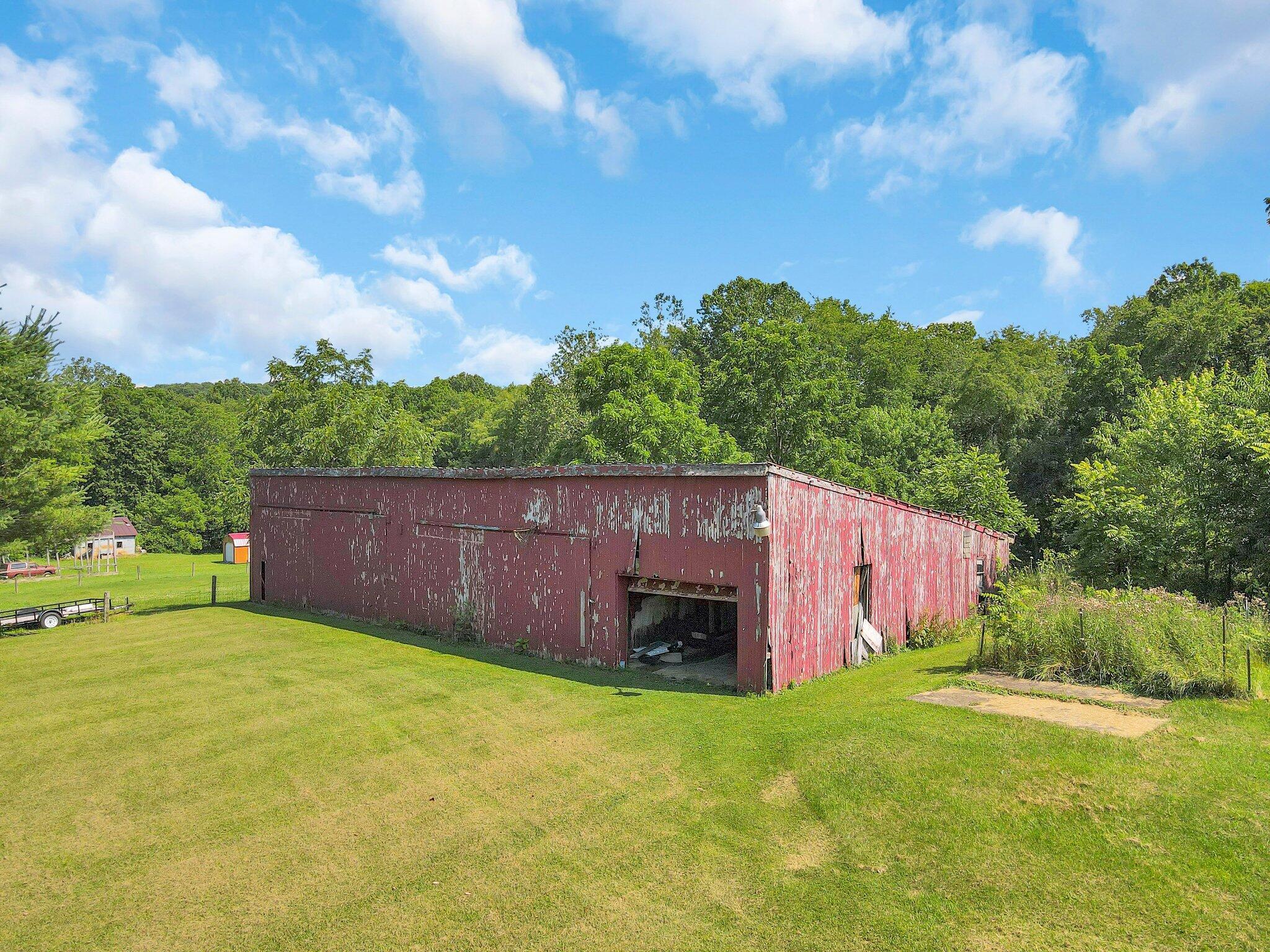 3307 Colling Road Newark, OH 43056 - Photo 3 of 23 45-web-or-mls-DJI_0127