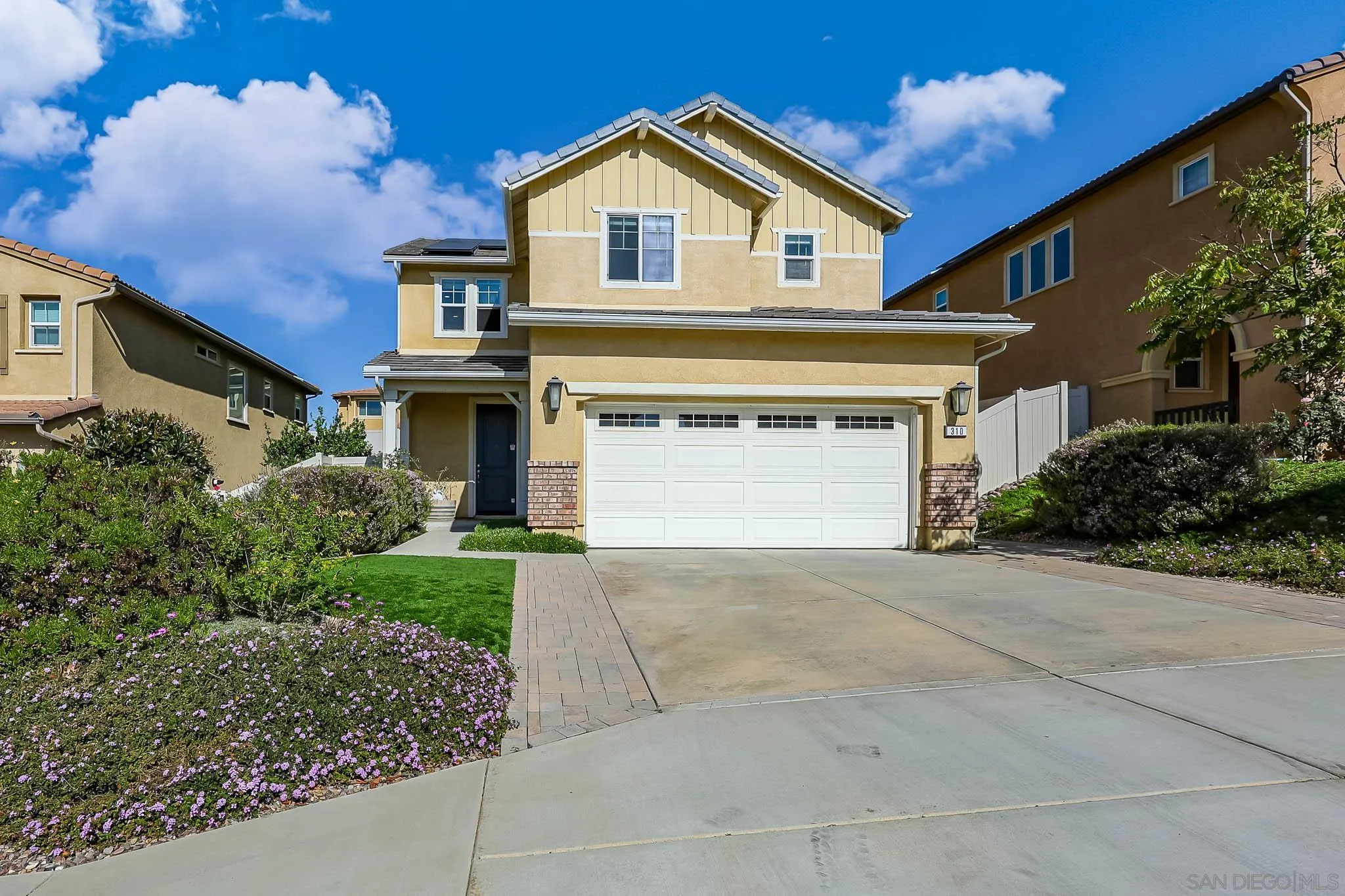 310 Falabella Lane Fallbrook, CA 92028 - Photo 4 of 50