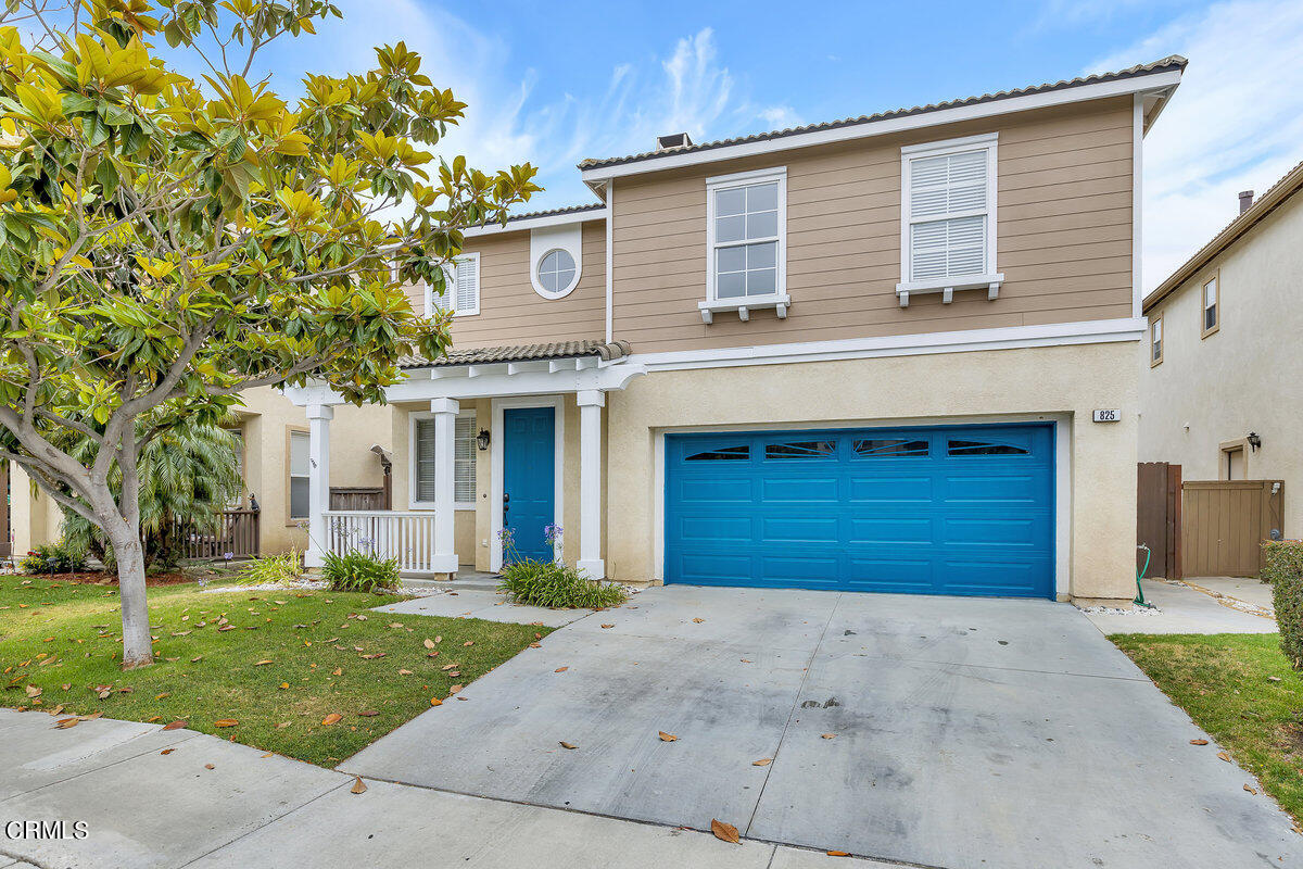 825 Noontide Way Oxnard, CA 93035 - Photo 1 of 26 front view of a house and a yard