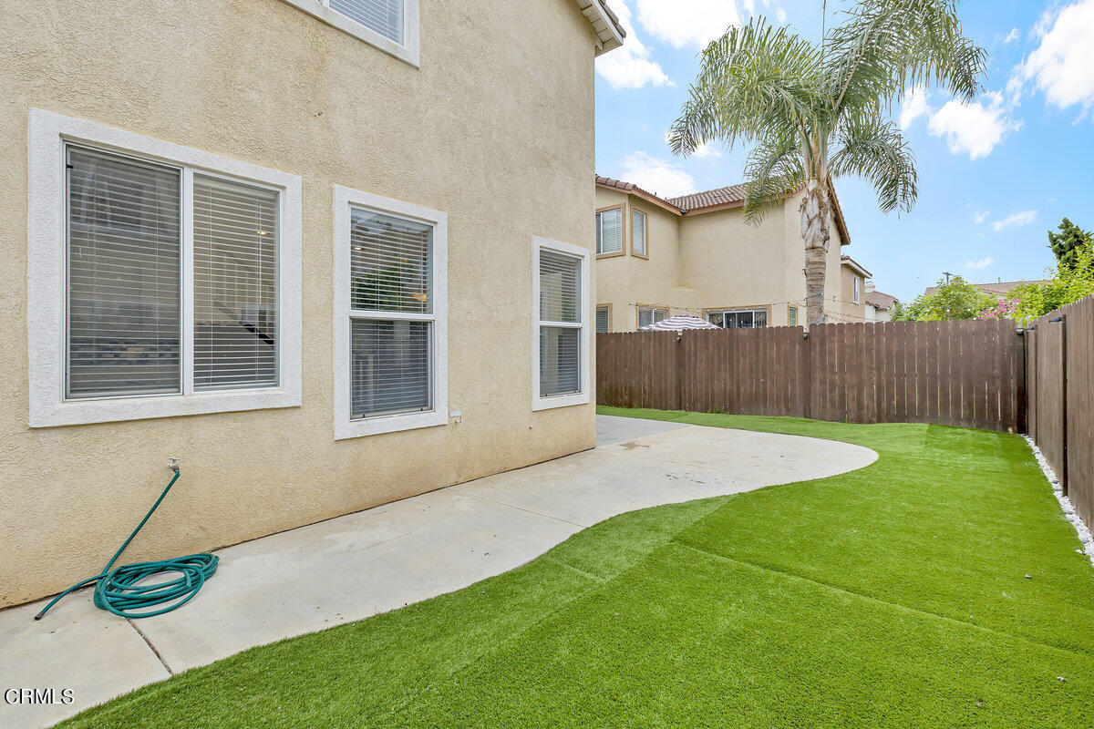 825 Noontide Way Oxnard, CA 93035 - Photo 24 of 26 a house with swimming pool in front of it