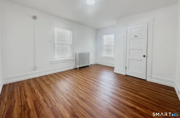 $2,800 | 394 High Street, Middletown, CT 06457