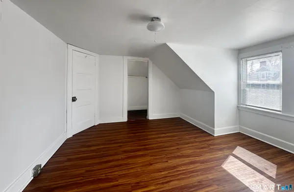 $2,800 | 394 High Street, Middletown, CT 06457