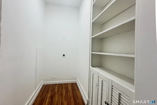 $2,800 | 394 High Street, Middletown, CT 06457