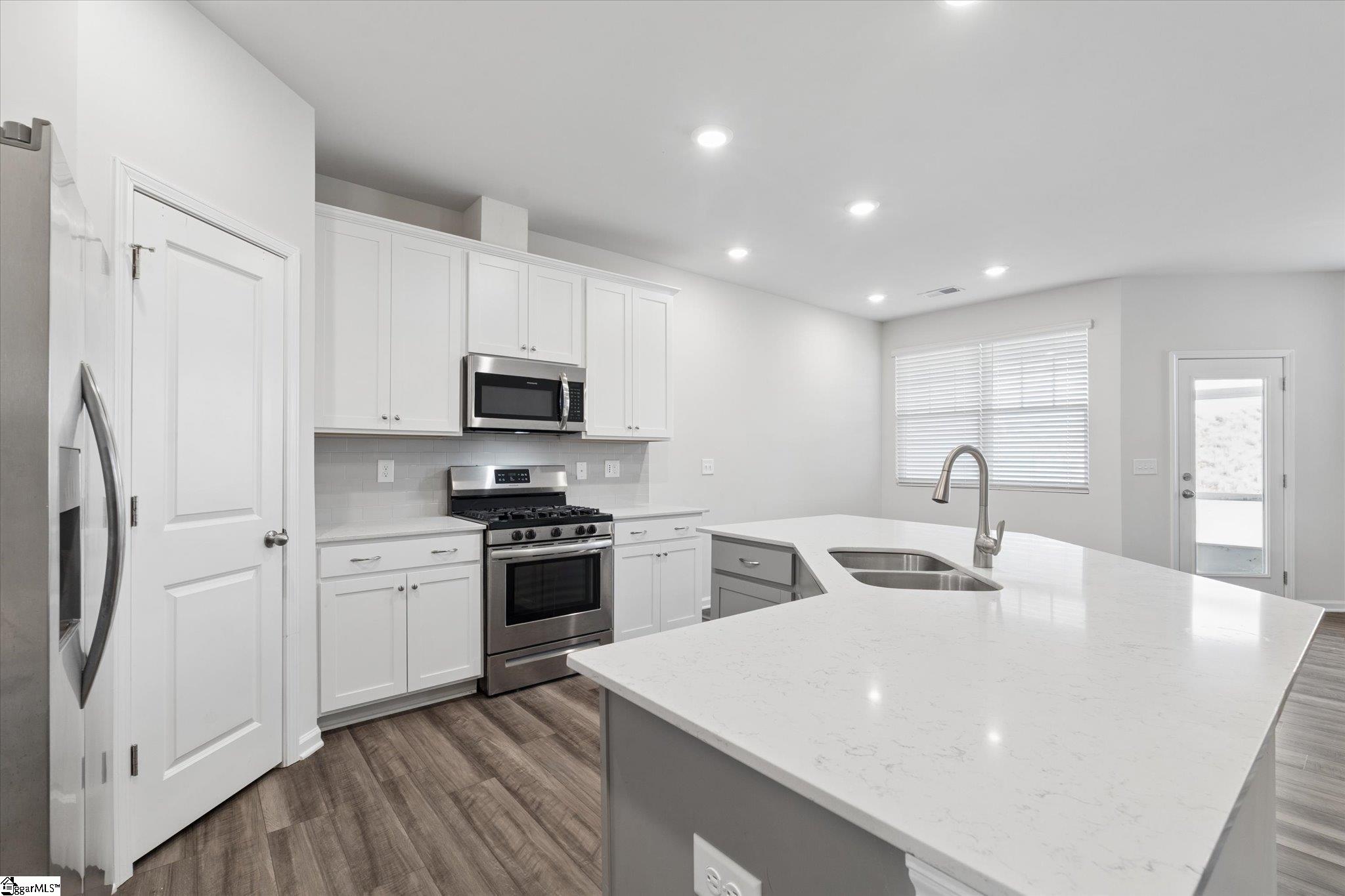 314 East Compass Way Easley, SC 29640 - Photo 7 of 28