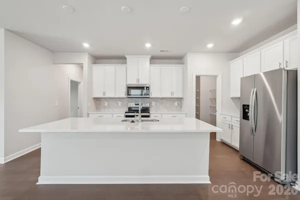 $329,564 | 1330 30th St Lane Northeast, Conover, NC 28613