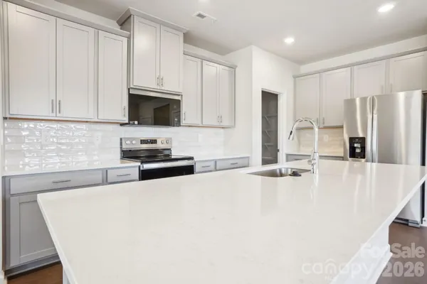 $324,580 | 1330 30th St Lane Northeast, Conover, NC 28613