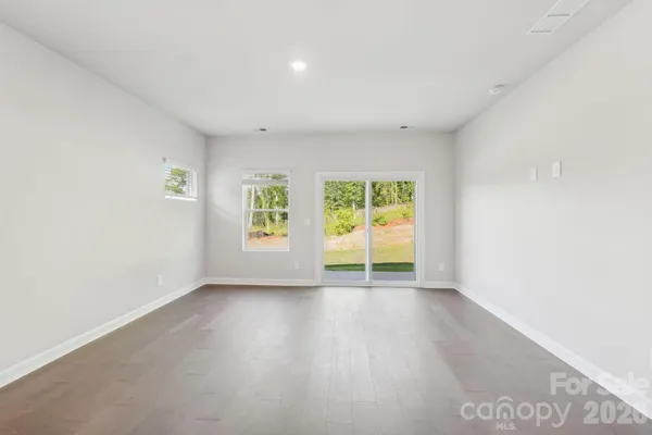 $329,564 | 1330 30th St Lane Northeast, Conover, NC 28613