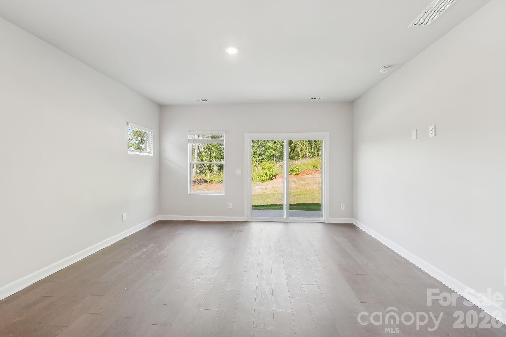 1330 30th St Lane Northeast Conover, NC 28613 - Photo 4 of 18