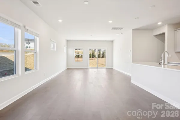 $324,580 | 1330 30th St Lane Northeast, Conover, NC 28613