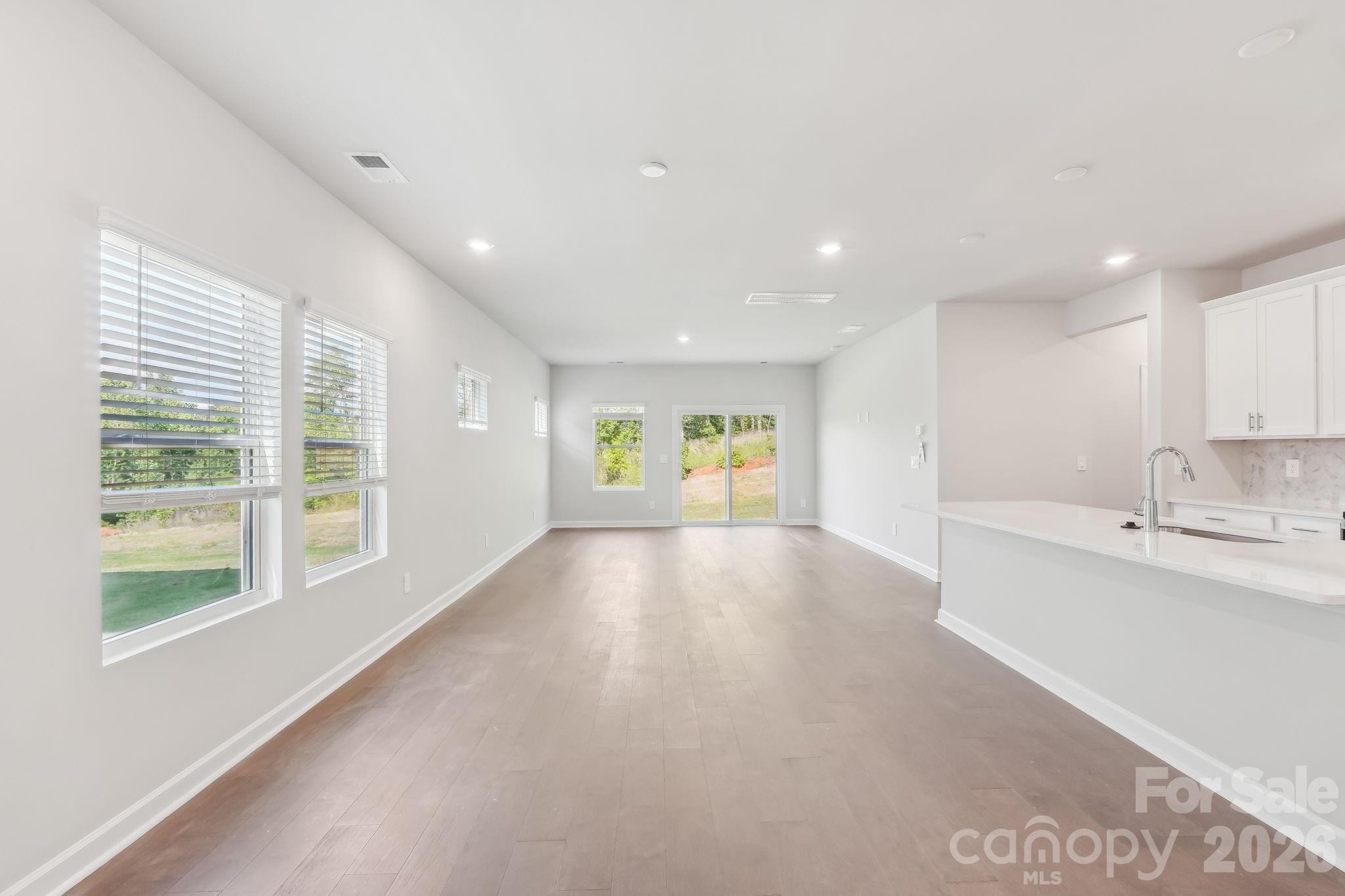 1330 30th St Lane Northeast Conover, NC 28613 - Photo 5 of 18