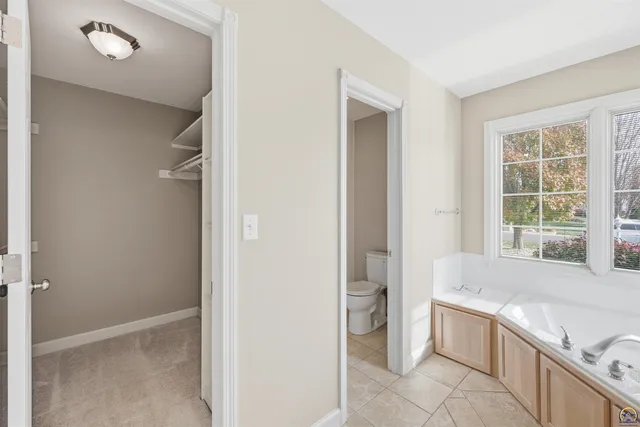 $440,000 | 5021 Northwest Sterling Chase Drive, Topeka, KS 66618