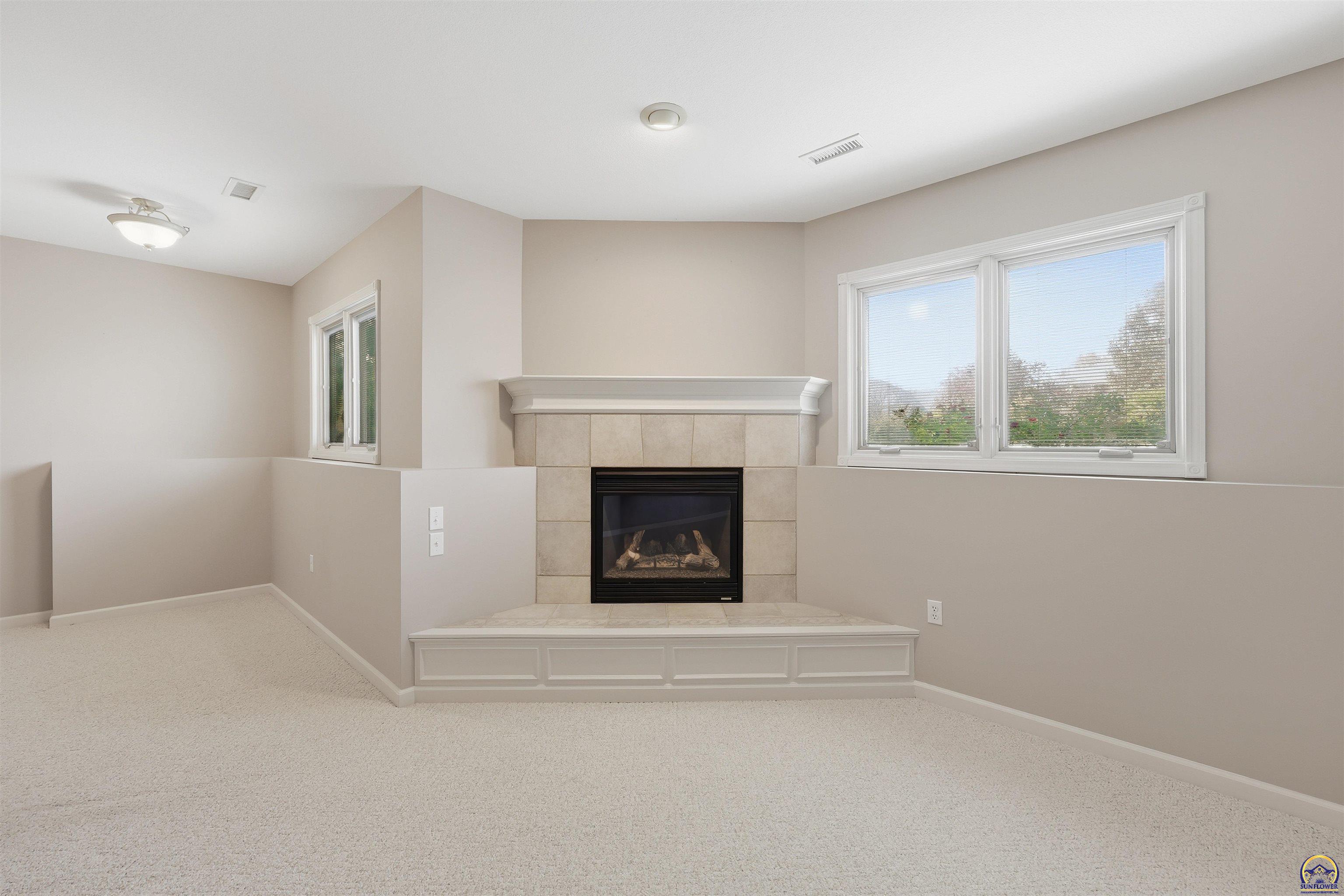 5021 Northwest Sterling Chase Drive Topeka, KS 66618 - Photo 27 of 40