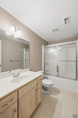 $440,000 | 5021 Northwest Sterling Chase Drive, Topeka, KS 66618