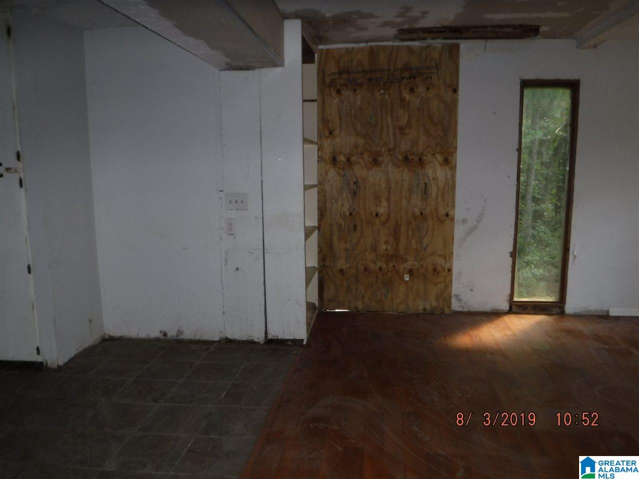 211 Merrill Harper Road Anniston, AL 36207 - Photo 7 of 29
