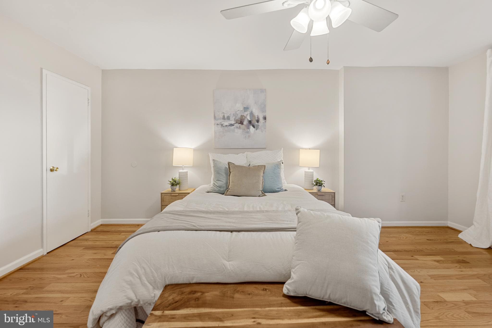 1300 South Arlington Ridge Road, Unit 314 Arlington, VA 22202 - Photo 12 of 31 Primary Bedroom