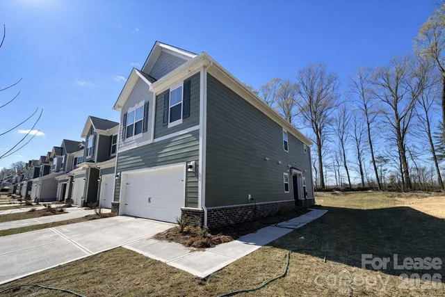 $2,175 | 2867 Aubrey Street, Monroe, NC 28110