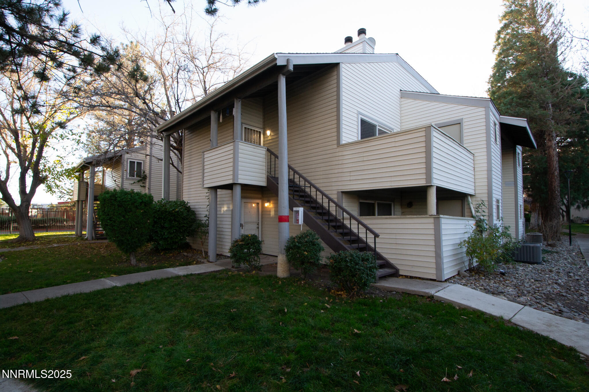 2127 Roundhouse Road Sparks, NV 89431 - Photo 1 of 20 a view of a house with a yard