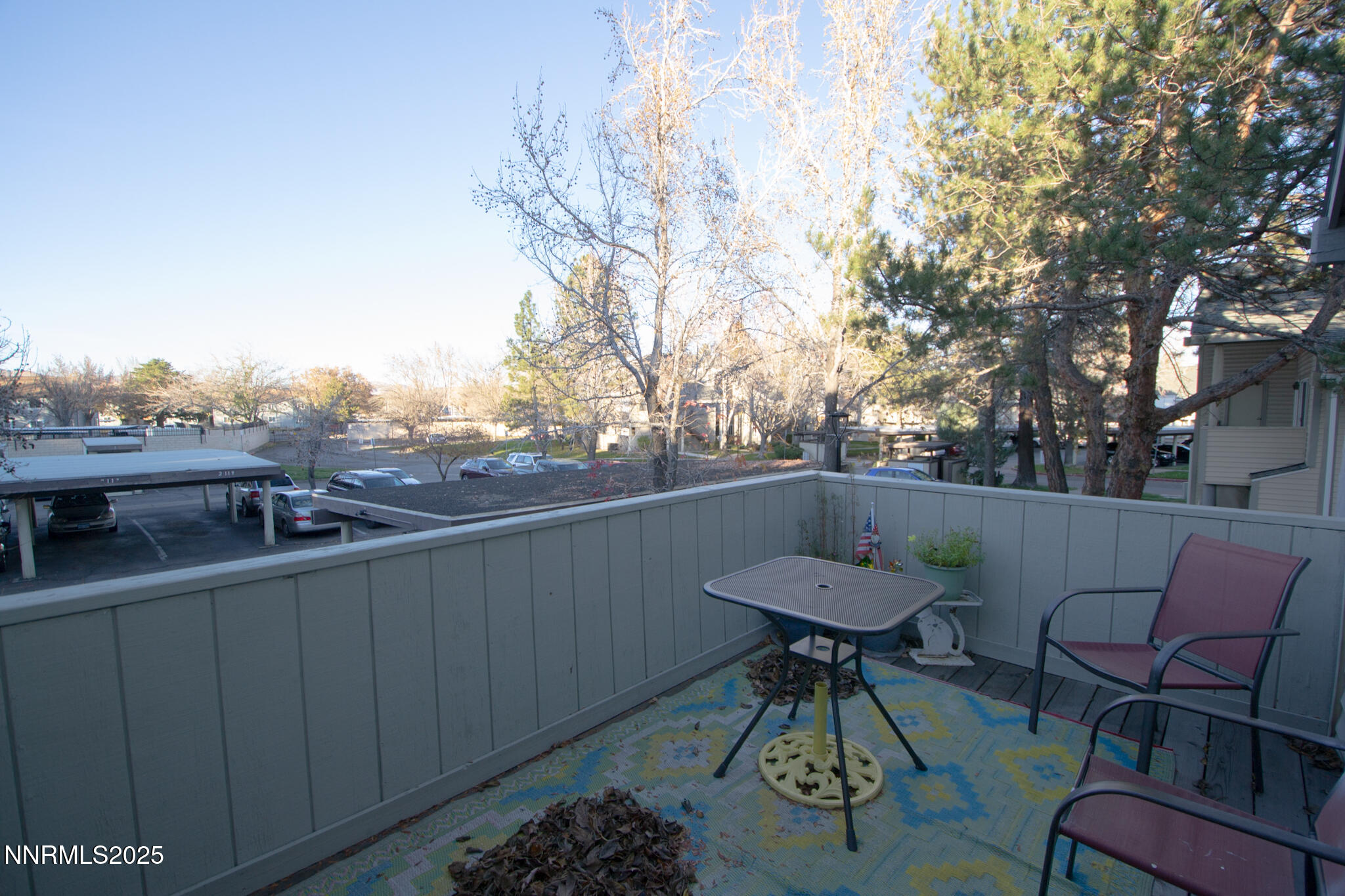 2127 Roundhouse Road Sparks, NV 89431 - Photo 20 of 20 a view of a chairs and table in patio