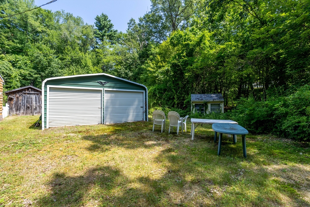 10 Mountain Brook Road Sturbridge, MA 01566 - Photo 3 of 24 Gallery Image 3