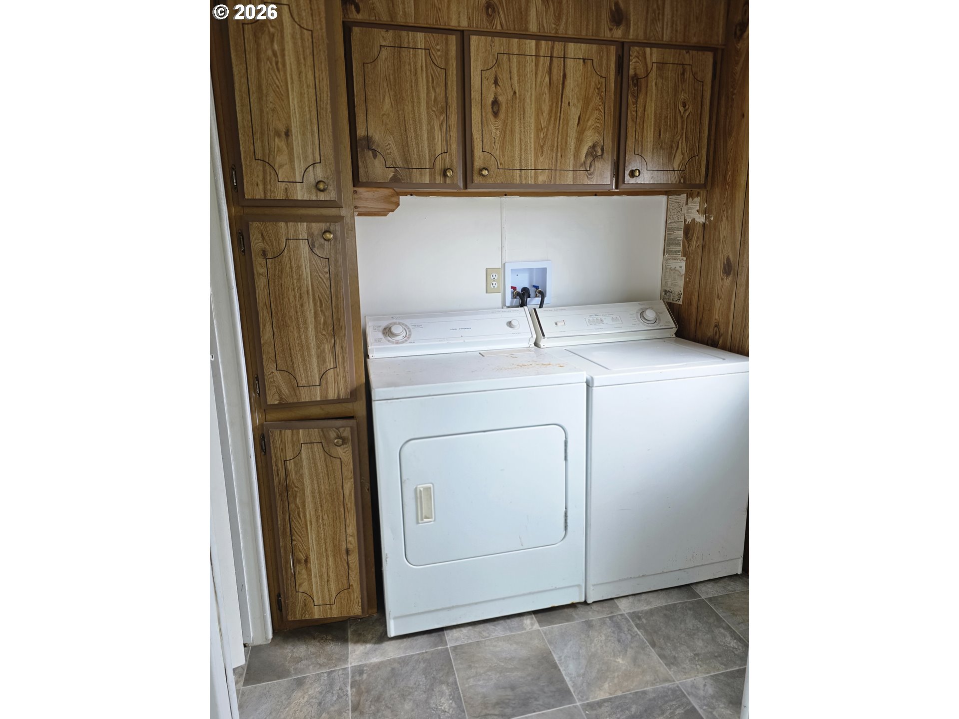 127 Southwest Berry Loop Lane Roseburg, OR 97471 - Photo 21 of 21 Laundry