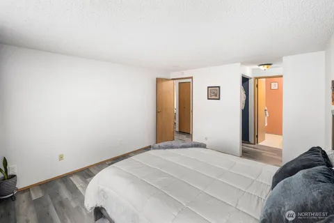 $295,000 | 75 Northwest Columbia Drive, Unit A103, Oak Harbor, WA 98277