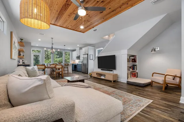 $399,000 | 5610 Fletcher Oaks Drive, Tallahassee, FL 32317