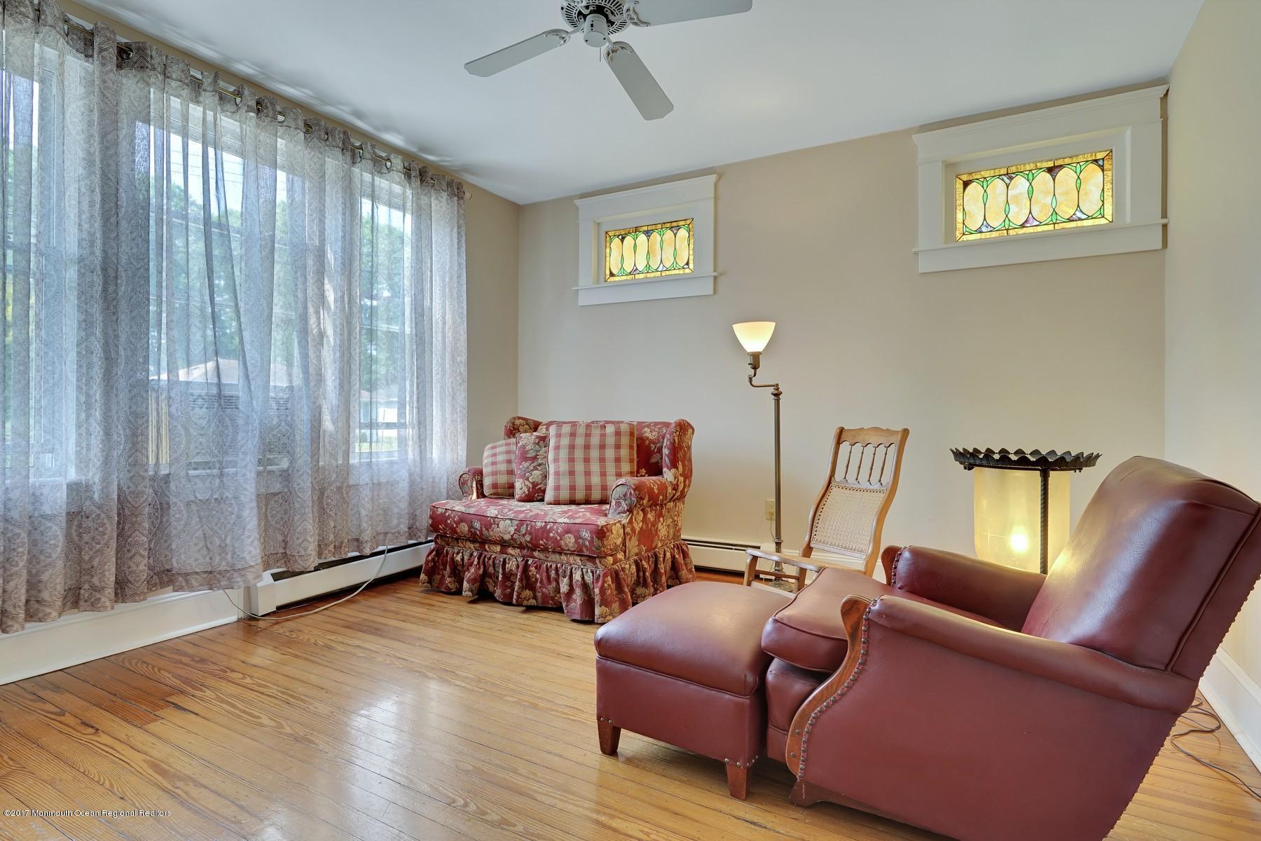 806 Ocean Road Spring Lake Heights, NJ 07762 - Photo 13 of 33 bed 2 or den 1st fl