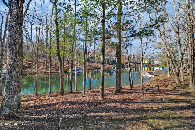 $359,500 | 320 Lake Catherine Circle, Crossville, TN 38558