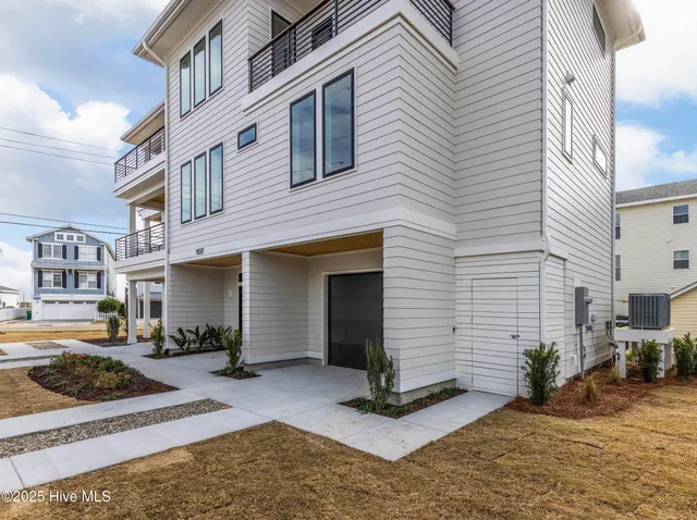 $2,500,000 | 1107 Fort Fisher Boulevard North, Kure Beach, NC 28428