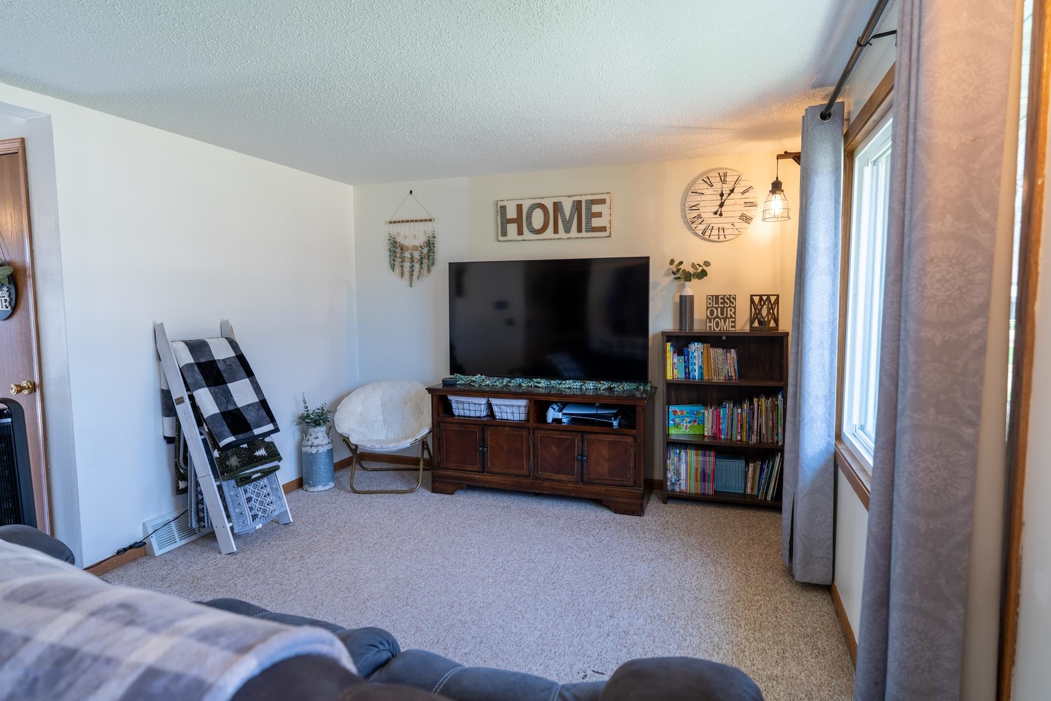 303 South Mill Street Albany, WI 53502 - Photo 3 of 21