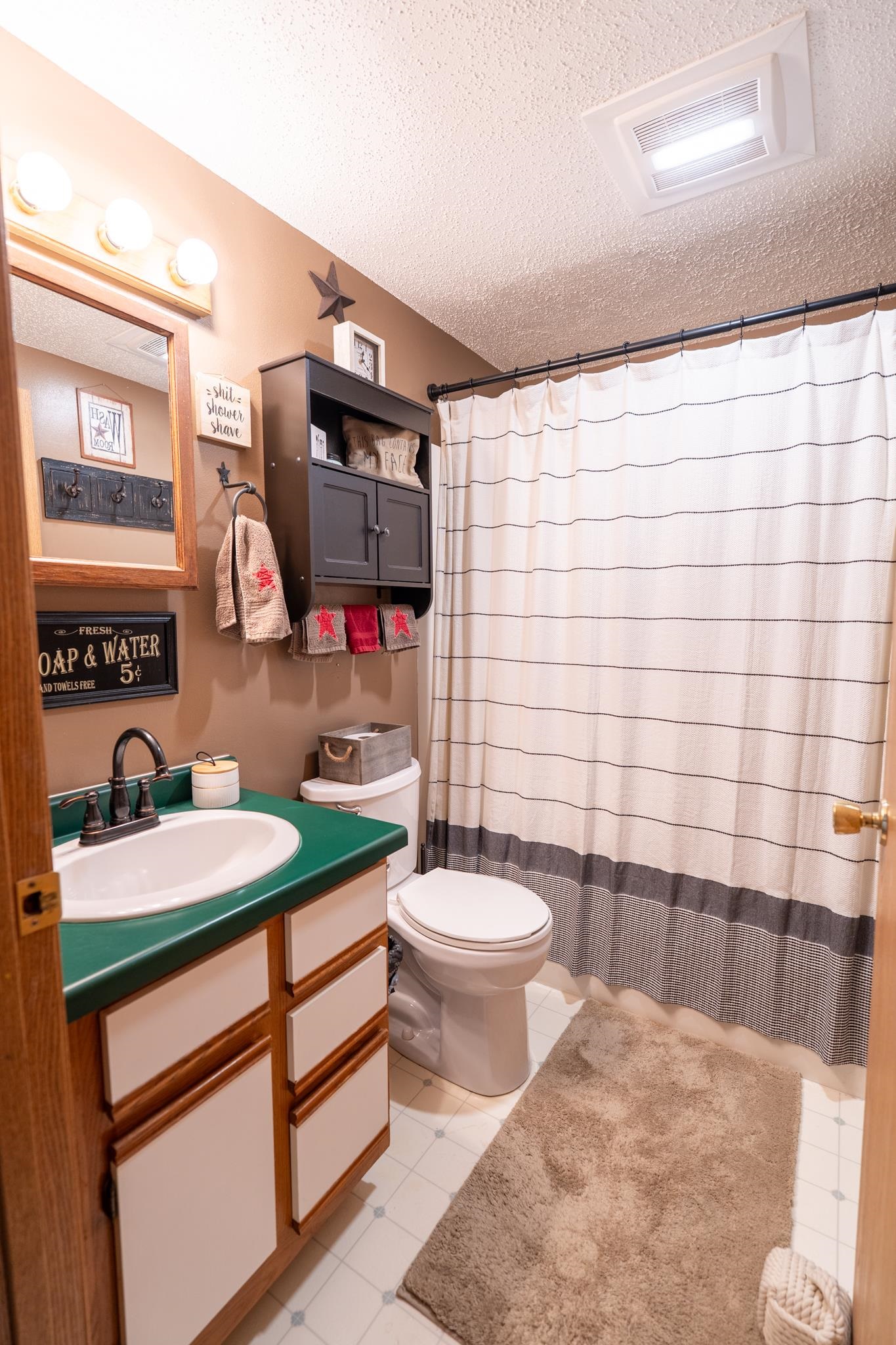 303 South Mill Street Albany, WI 53502 - Photo 8 of 21