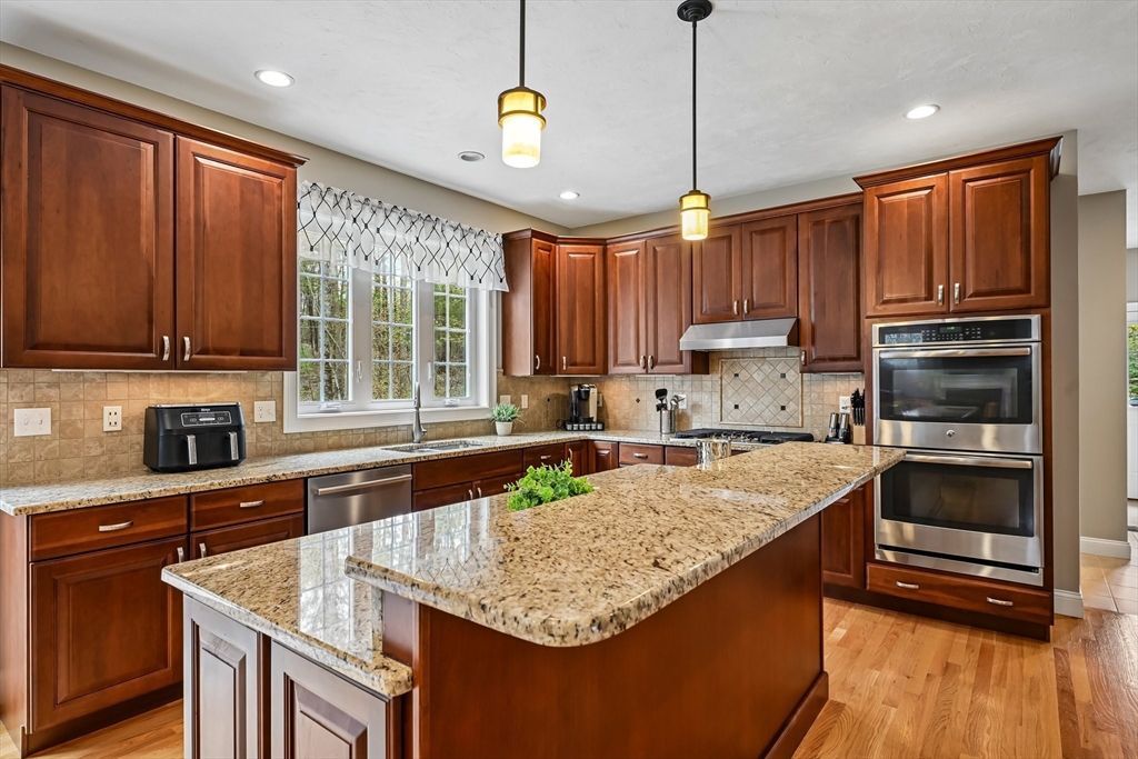 249 Boxboro Road Stow, MA 01775 - Photo 15 of 42