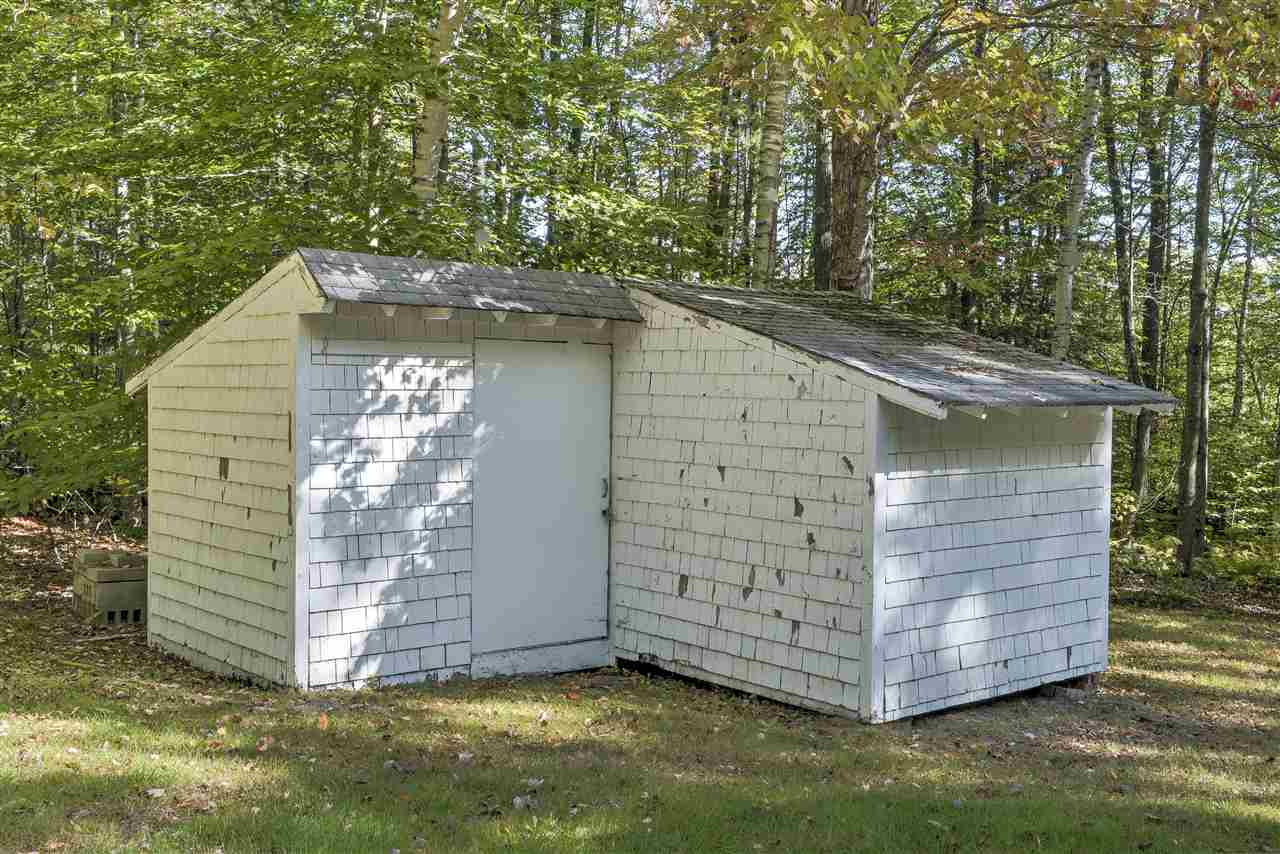 339 Smith Road Antrim, NH 03440 - Photo 3 of 33
