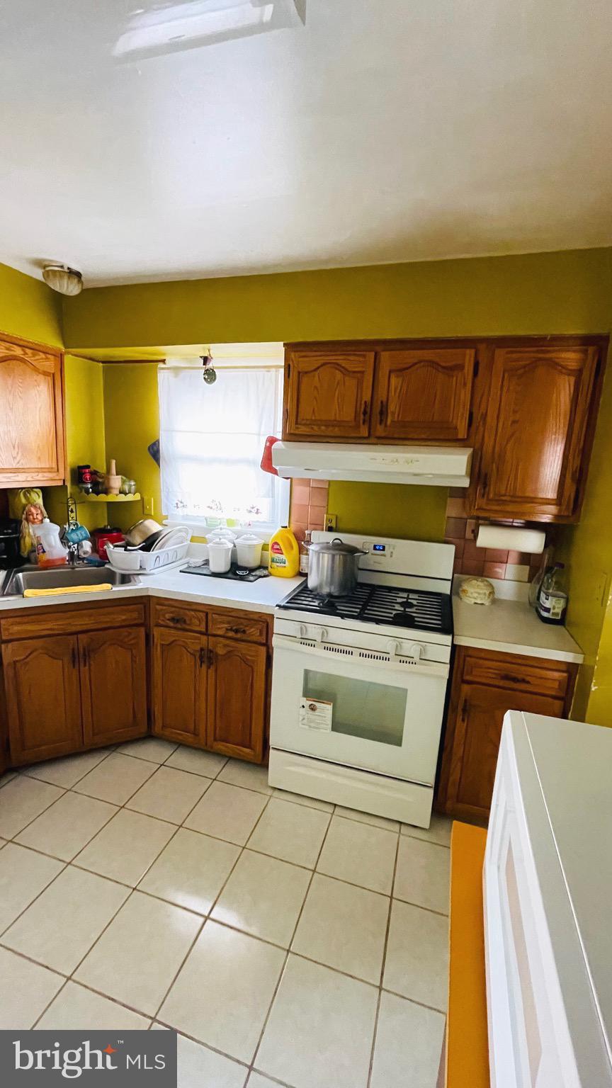 7207 Good Luck Road New Carrollton, MD 20784 - Photo 7 of 23 Kitchen Area