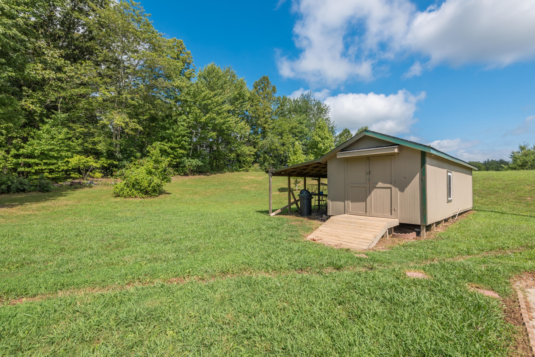 5725 Branch Road Loudon, TN 37774 - Photo 4 of 36