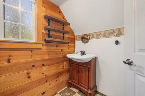 $425,000 | 54540 Tahquitz View Drive, Idyllwild, CA 92549