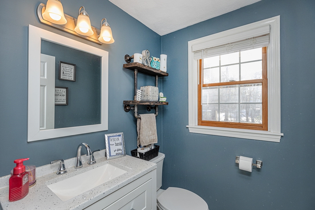 8 Gov Doherty Road Billerica, MA 01821 - Photo 27 of 41