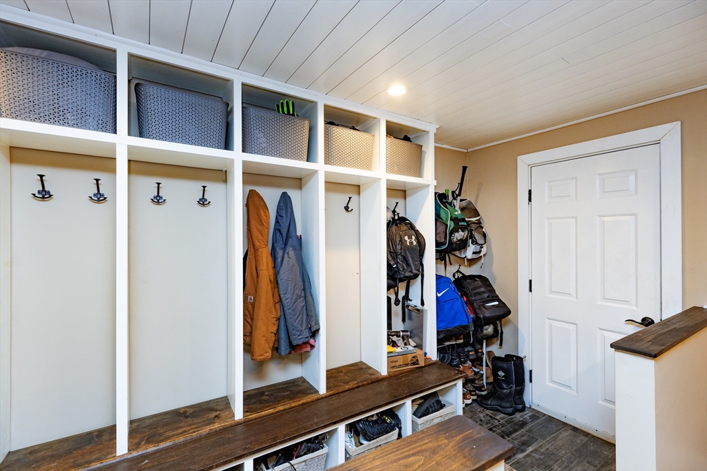 8 Gov Doherty Road Billerica, MA 01821 - Photo 34 of 41