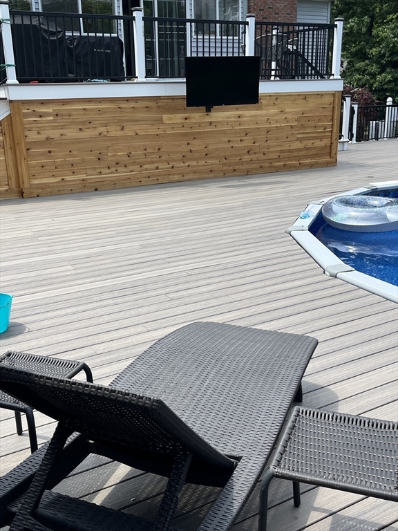 8 Gov Doherty Road Billerica, MA 01821 - Photo 39 of 41