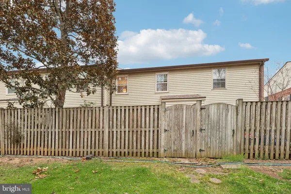 $510,000 | 5678 Independence Circle, Alexandria, VA 22312