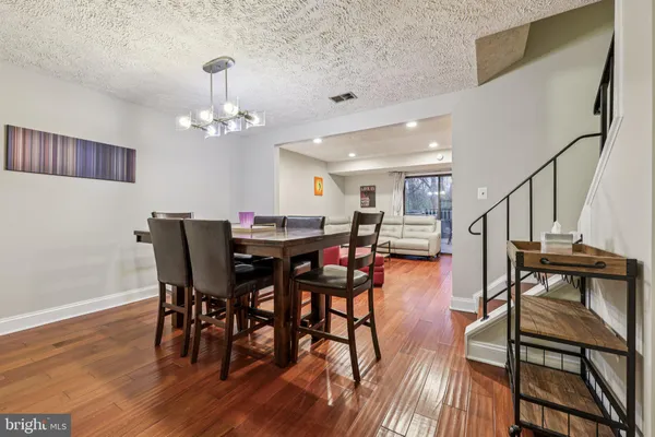 $510,000 | 5678 Independence Circle, Alexandria, VA 22312