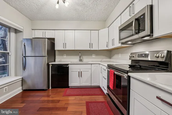 $510,000 | 5678 Independence Circle, Alexandria, VA 22312