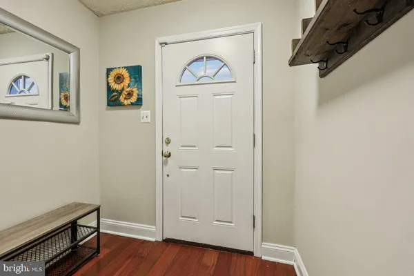 $510,000 | 5678 Independence Circle, Alexandria, VA 22312