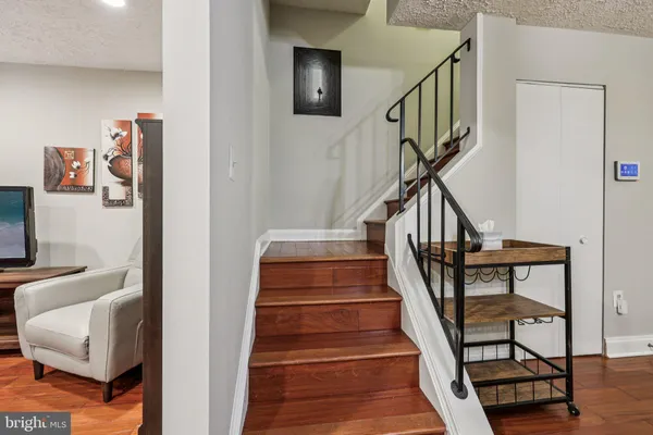 $510,000 | 5678 Independence Circle, Alexandria, VA 22312