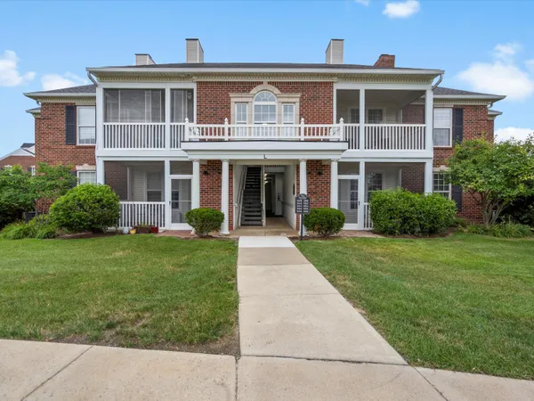 $1,690 | 846 West Summerfield Gln Circle, Ann Arbor, MI 48103