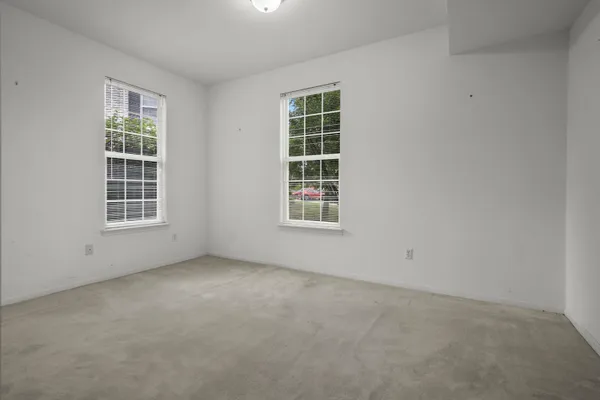 $1,690 | 846 West Summerfield Gln Circle, Ann Arbor, MI 48103